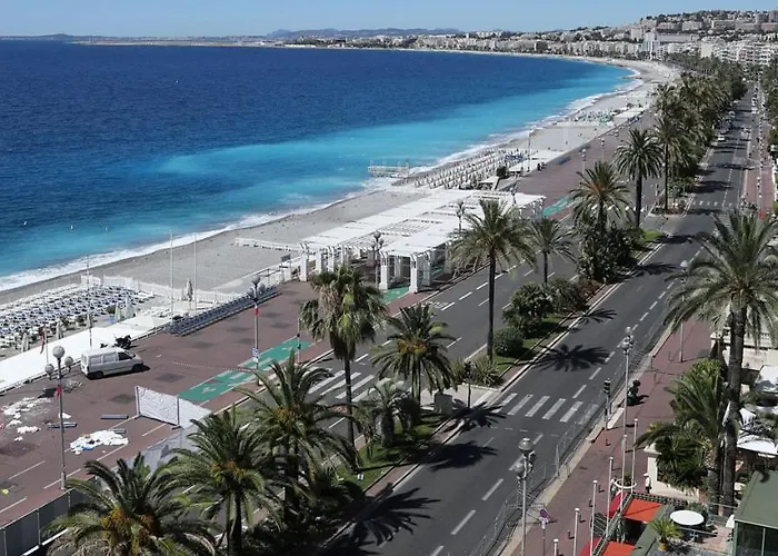 Les Pieds Dans L'EauHotel Nice